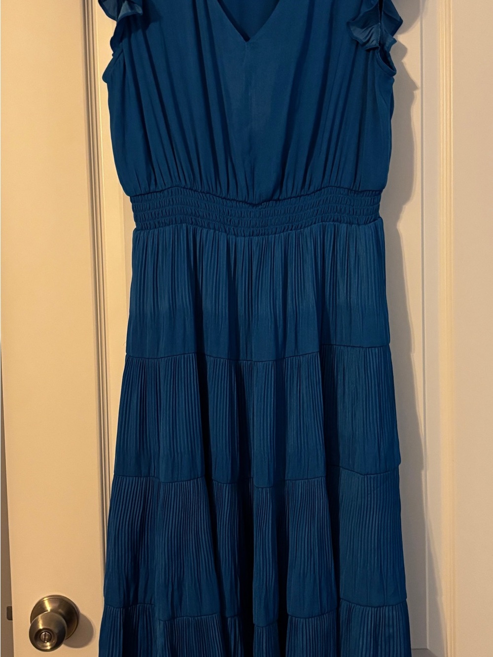 T Tahari Teal V-Neck Tiered Midi Dress